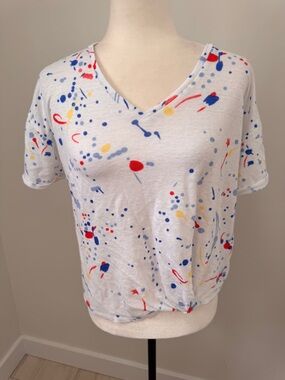 CHARLIE B White V-Neck Short Sleeve Top with Blue, Red and Yellow Splash Print